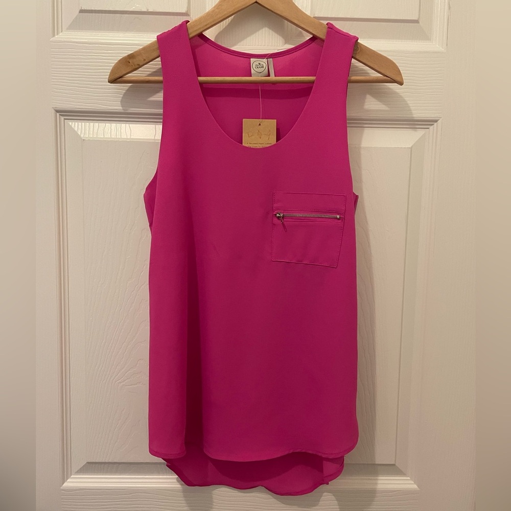 NWT Women’s Pink Shirt Pink Tank Top Barbie Shirt Pink Blouse Size Small
